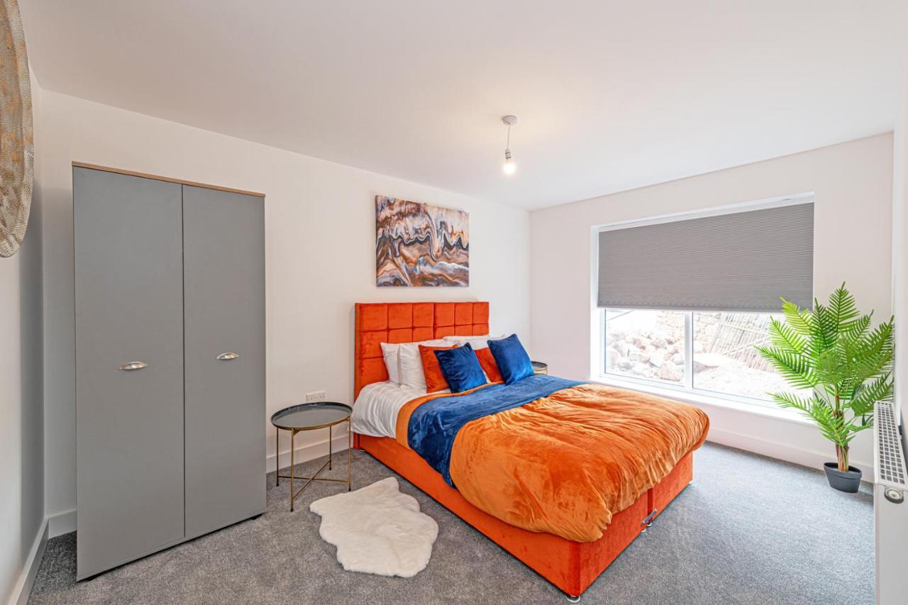 Gospel Heights Luxury Apartments With Parking 黑思瓦尔 外观 照片