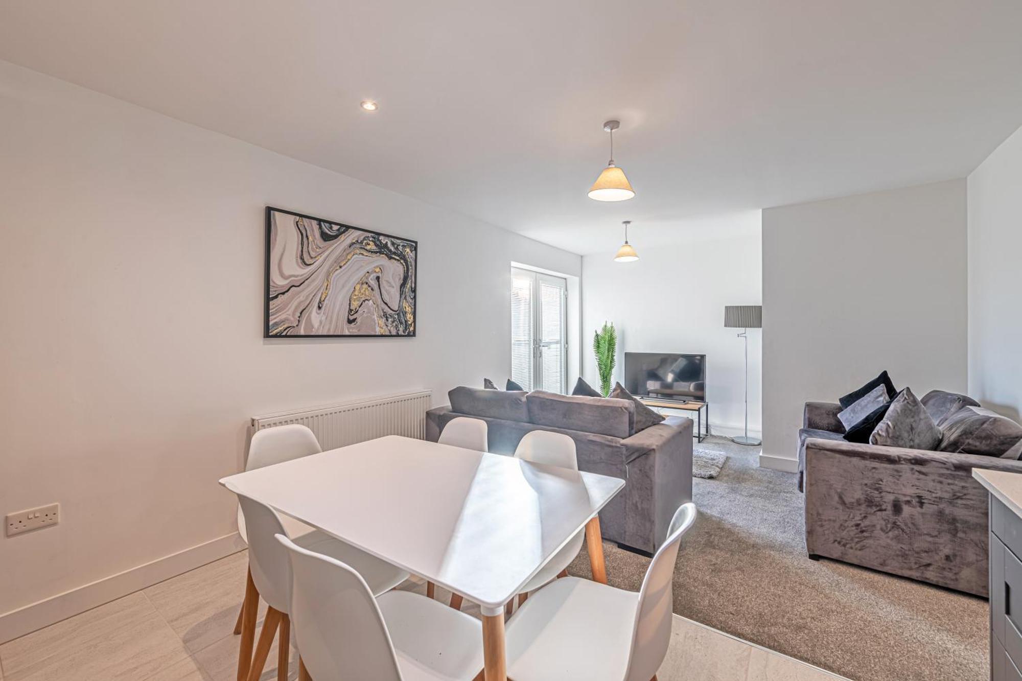 Gospel Heights Luxury Apartments With Parking 黑思瓦尔 外观 照片