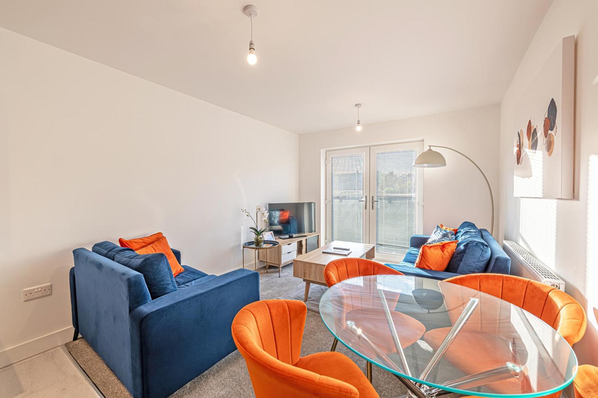 Gospel Heights Luxury Apartments With Parking 黑思瓦尔 外观 照片