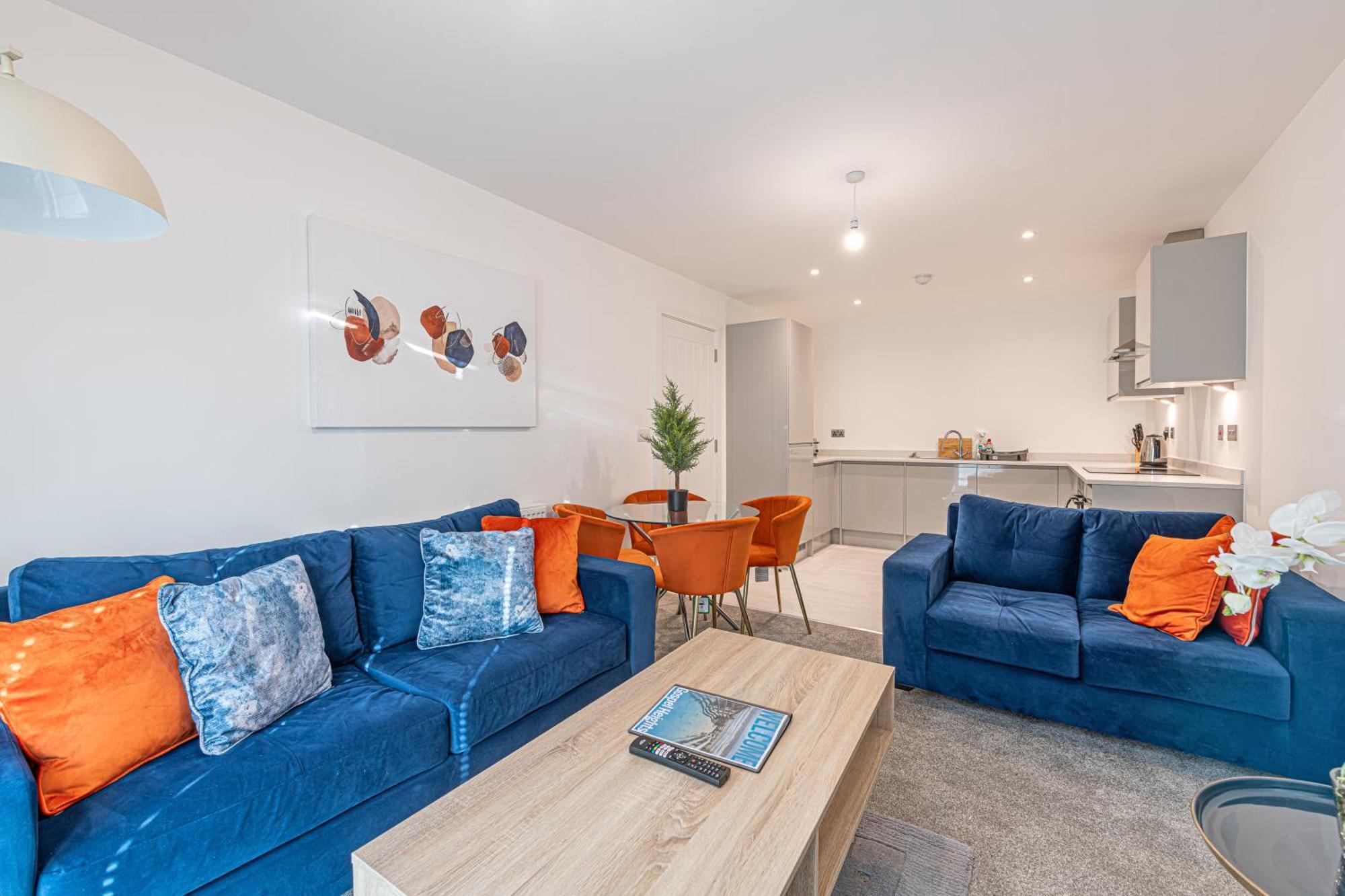 Gospel Heights Luxury Apartments With Parking 黑思瓦尔 外观 照片