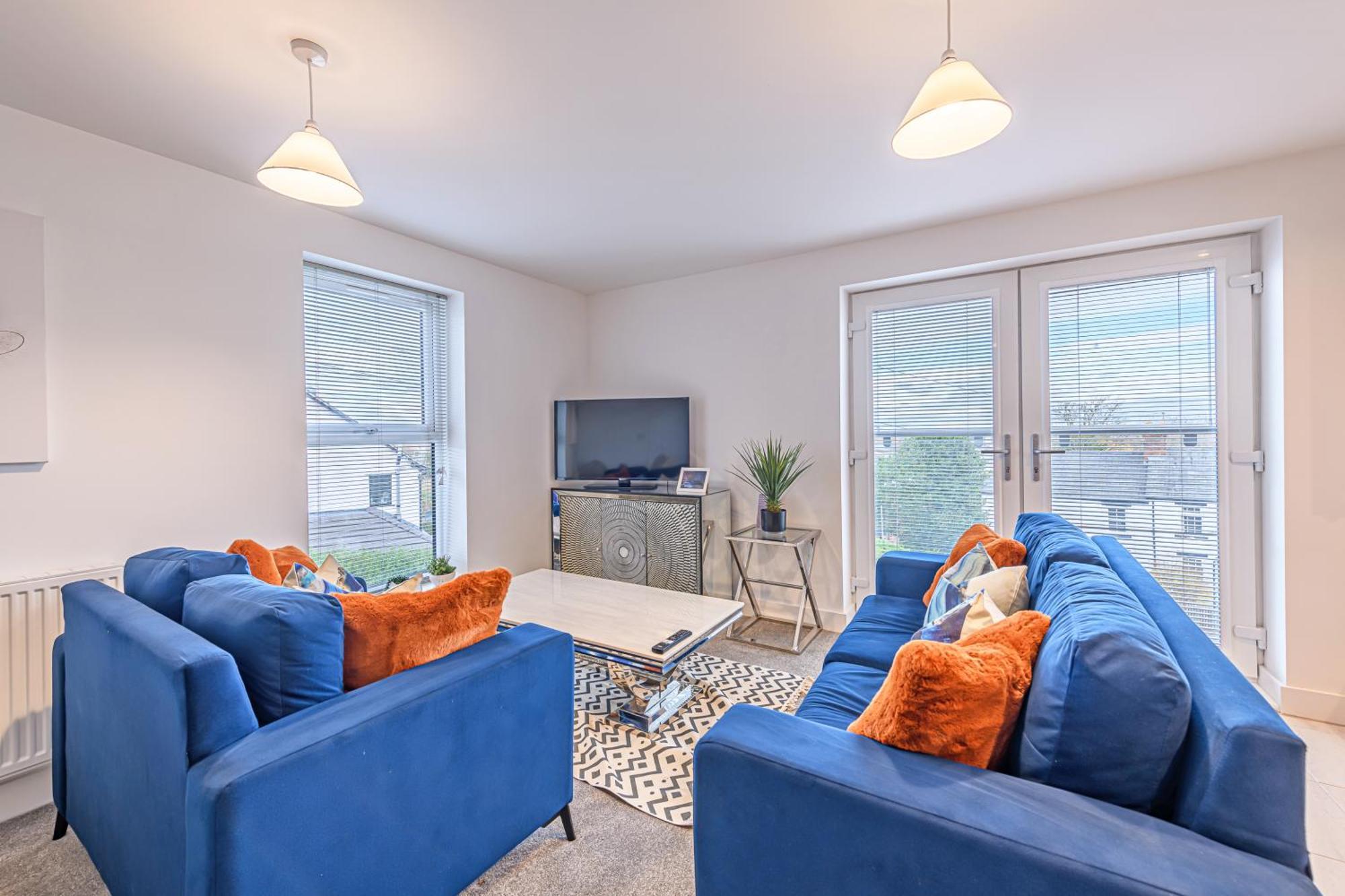 Gospel Heights Luxury Apartments With Parking 黑思瓦尔 外观 照片